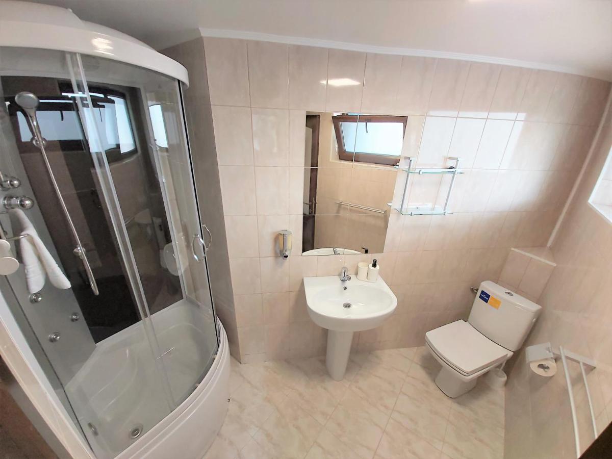 Camere De Inchiriat Baltenii De Sus Luaran gambar