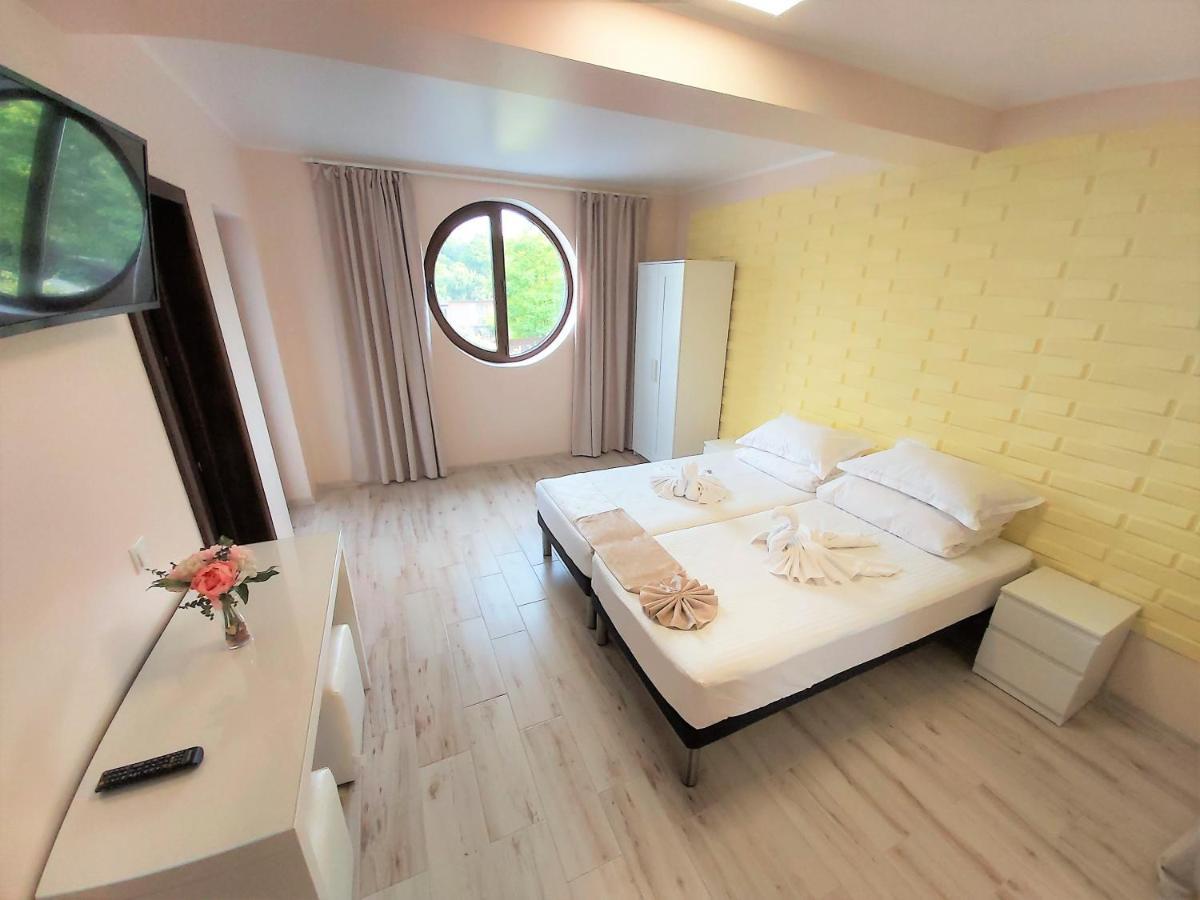 Camere De Inchiriat Baltenii De Sus Luaran gambar